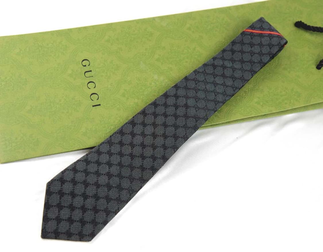 구찌 7.2cm S등급 신형 GG로고 남자 명품 넥타이 빈티지 상품이미지1
