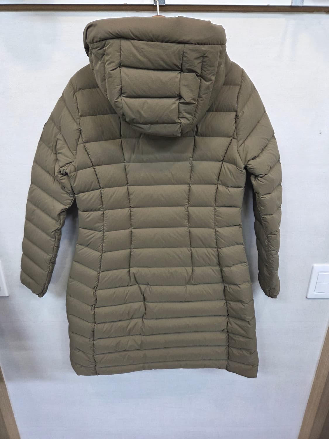 블랙야크 여성 경량 롱 다운 패딩 95 상품이미지2