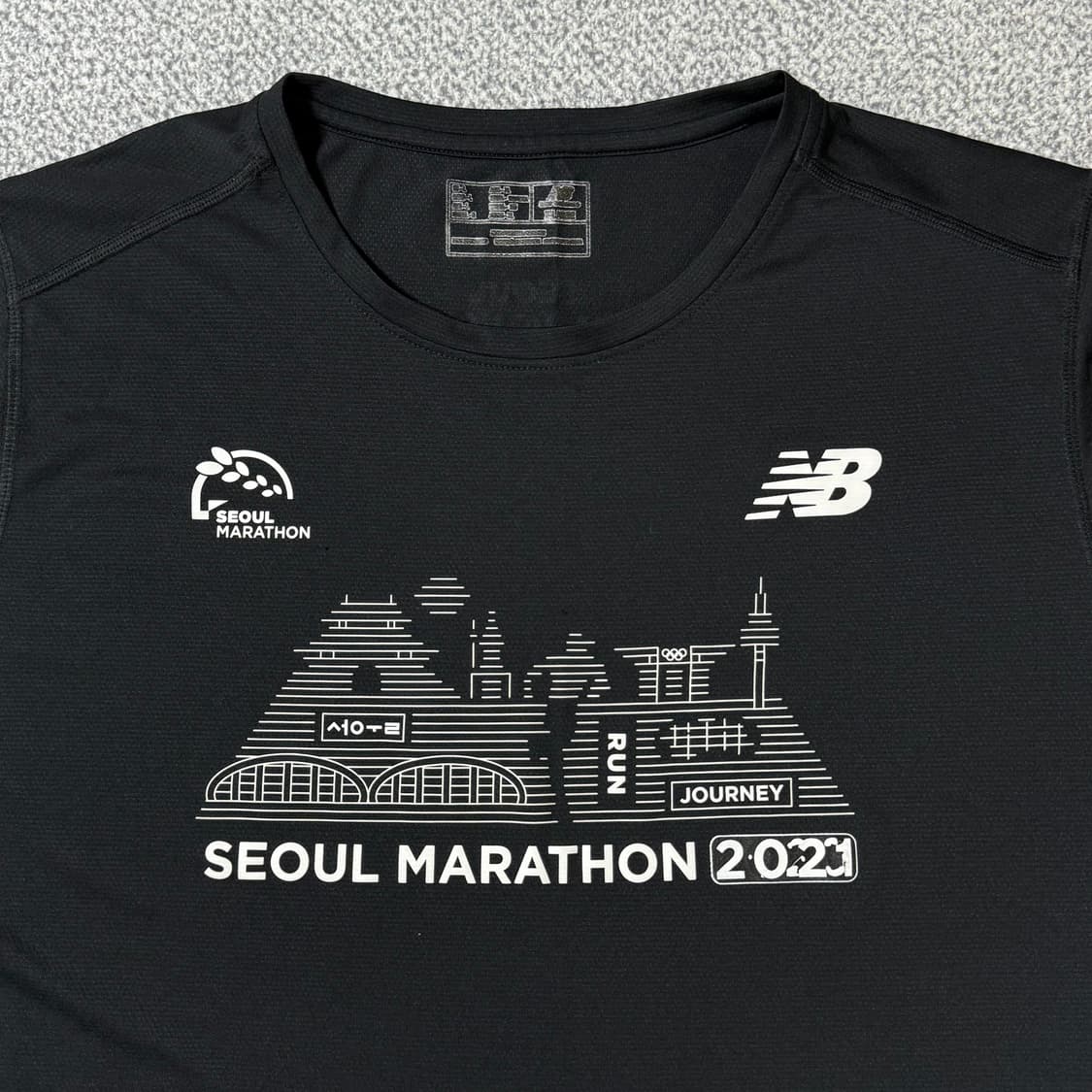 뉴발란스 서울 마라톤 기능성 반팔 상품이미지4