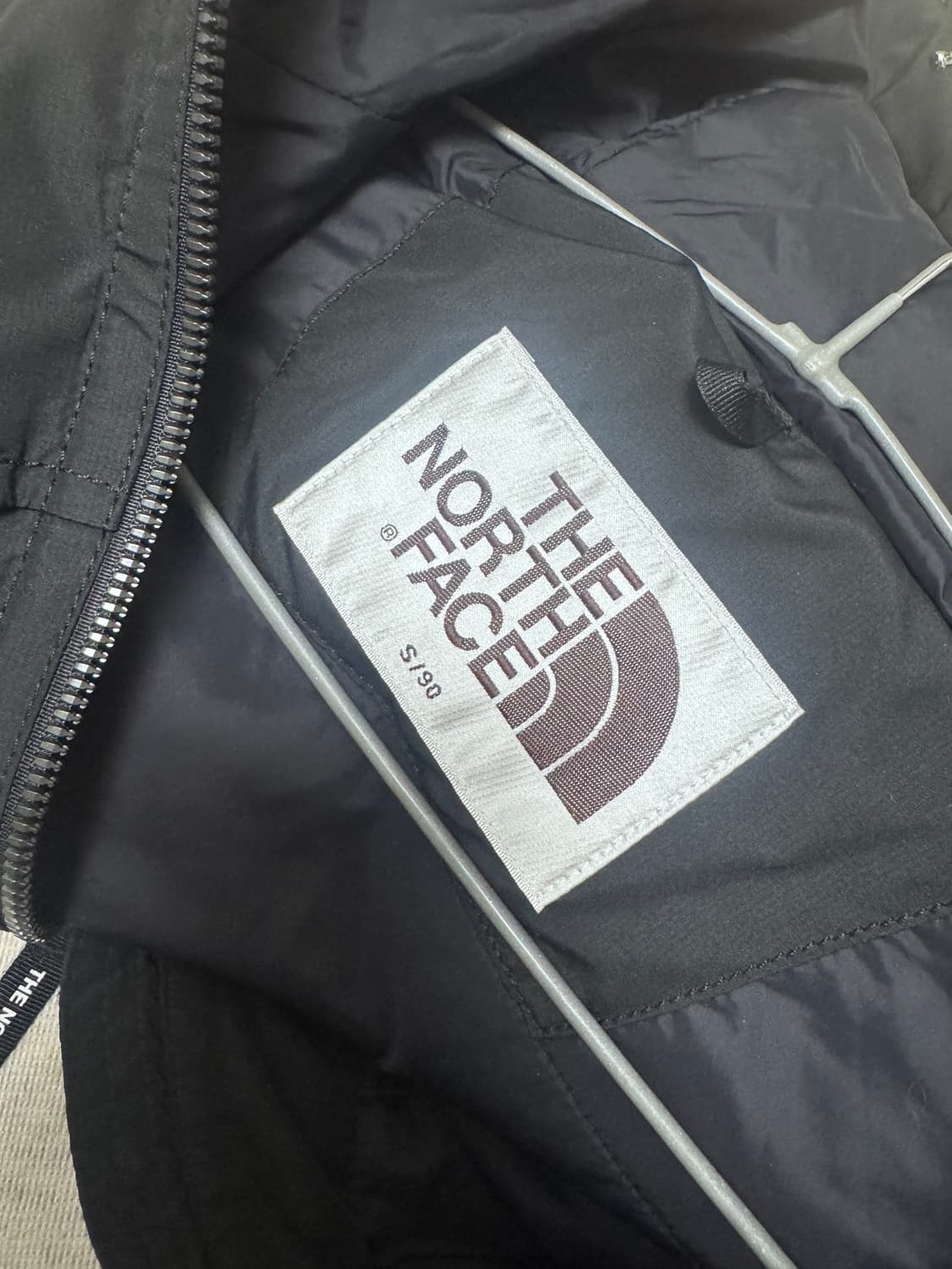 노스페이스 바람막이 상품이미지5