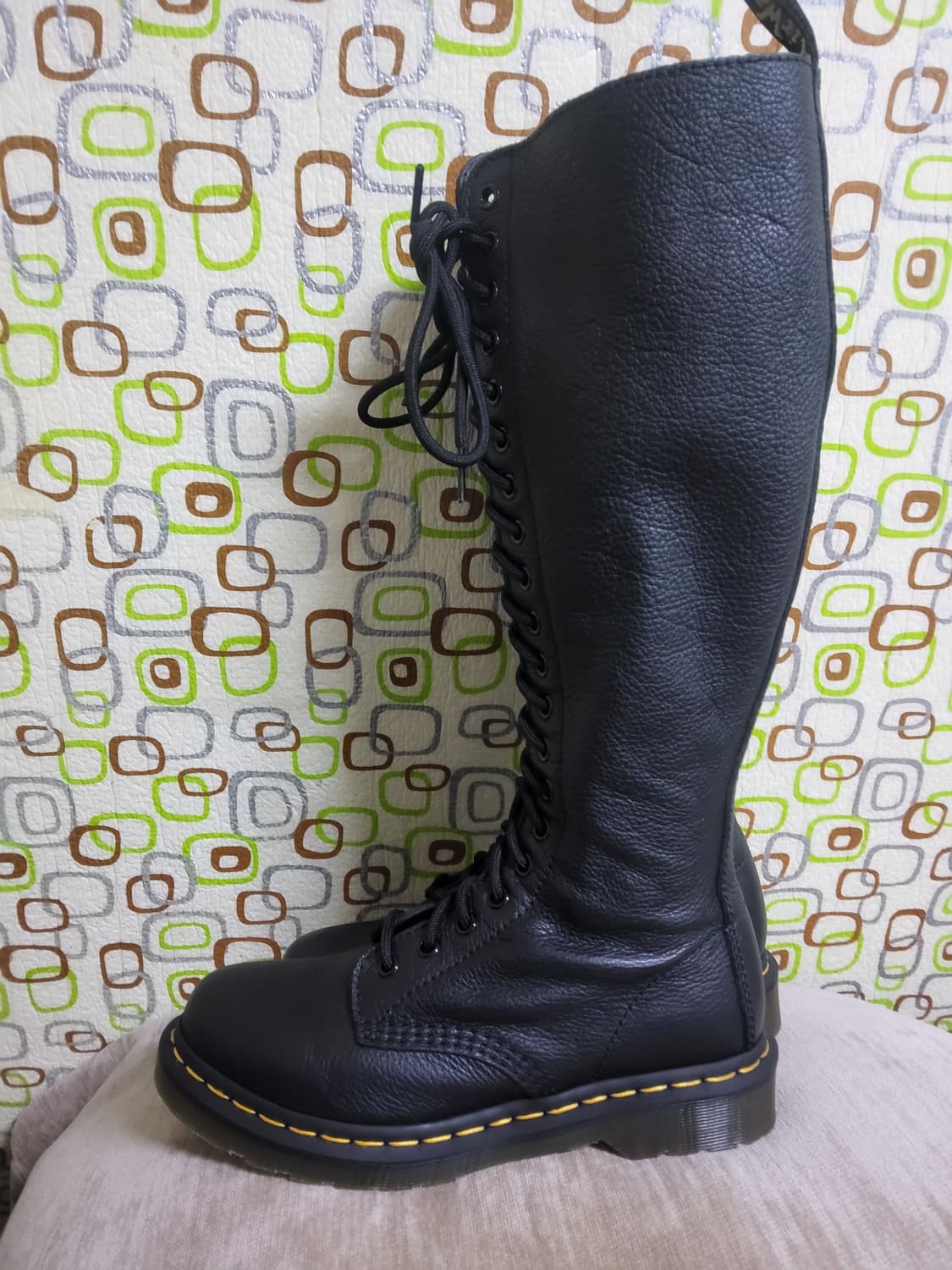 닥터마틴 20홀 1B60 모델 240사이즈  상품이미지5