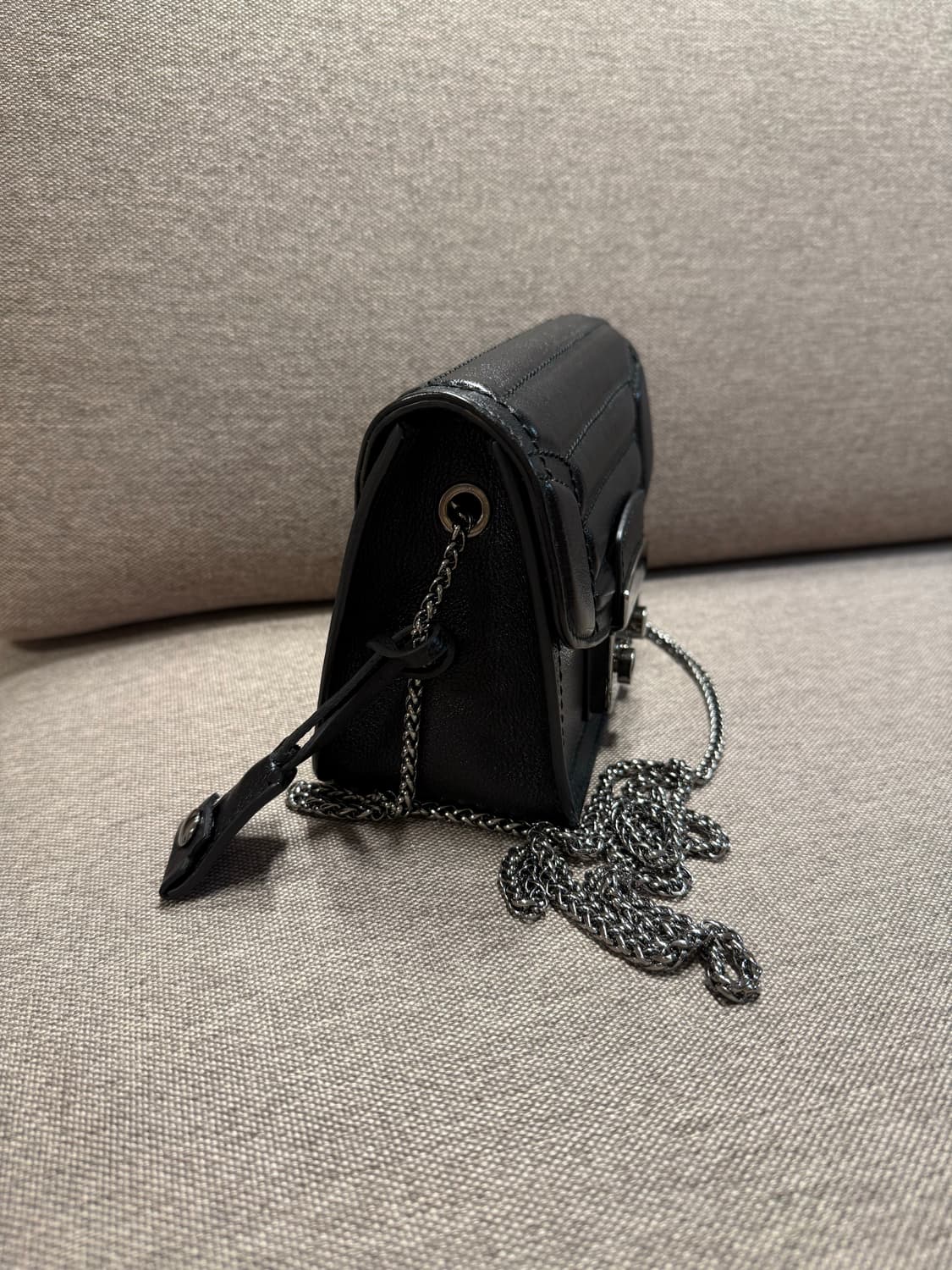 훌라 메트로폴리스 크로스백 체인백 미니백 가방 블랙 상품이미지2