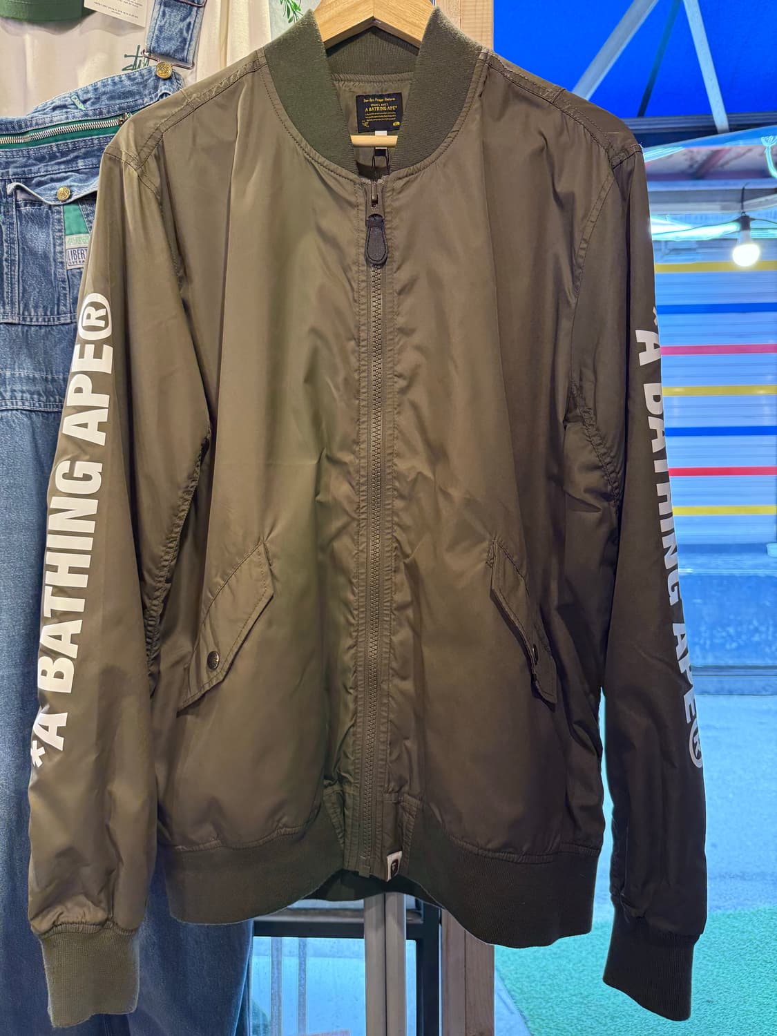 베이프 ma-1 항공 점퍼 상품이미지1