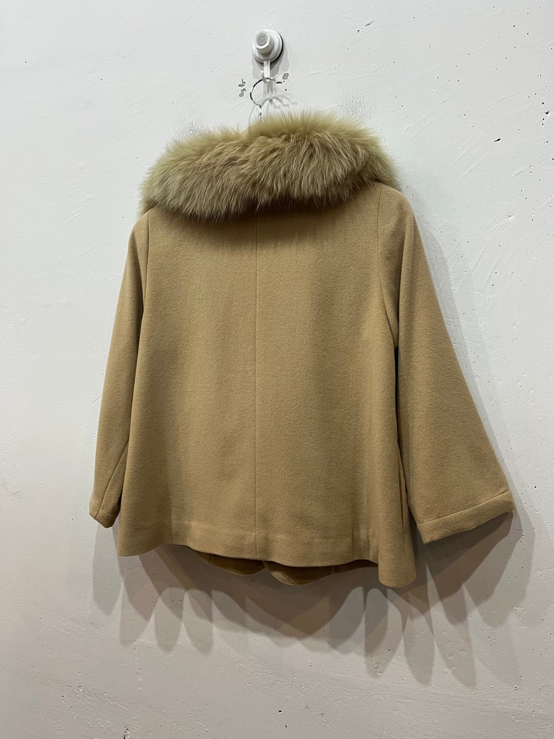 QUEENS COURT 퓨어울 폭스퍼 하프코트 자켓 우먼즈 상품이미지4