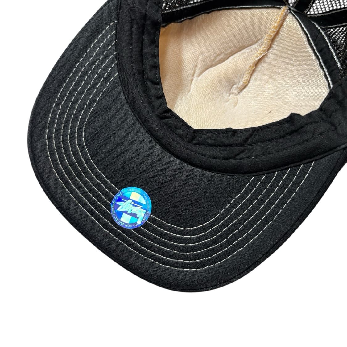 스투시 그래픽 트러커 캡 블랙화이트 상품이미지2