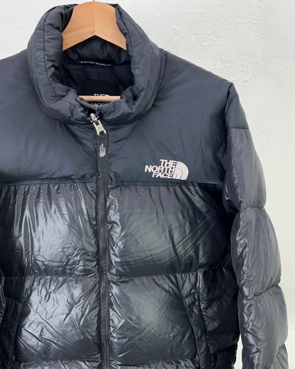 노스페이스 눕시 700 블랙 다운 패딩 자켓 상품이미지3