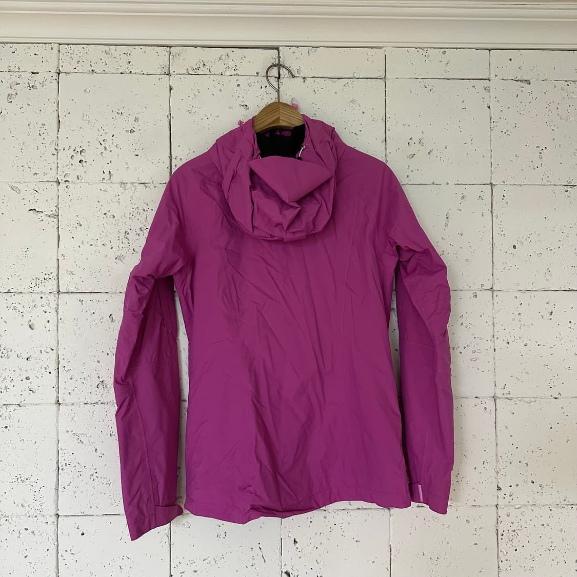 우먼XS 피크퍼포먼스 방풍 바람막이 상품이미지5