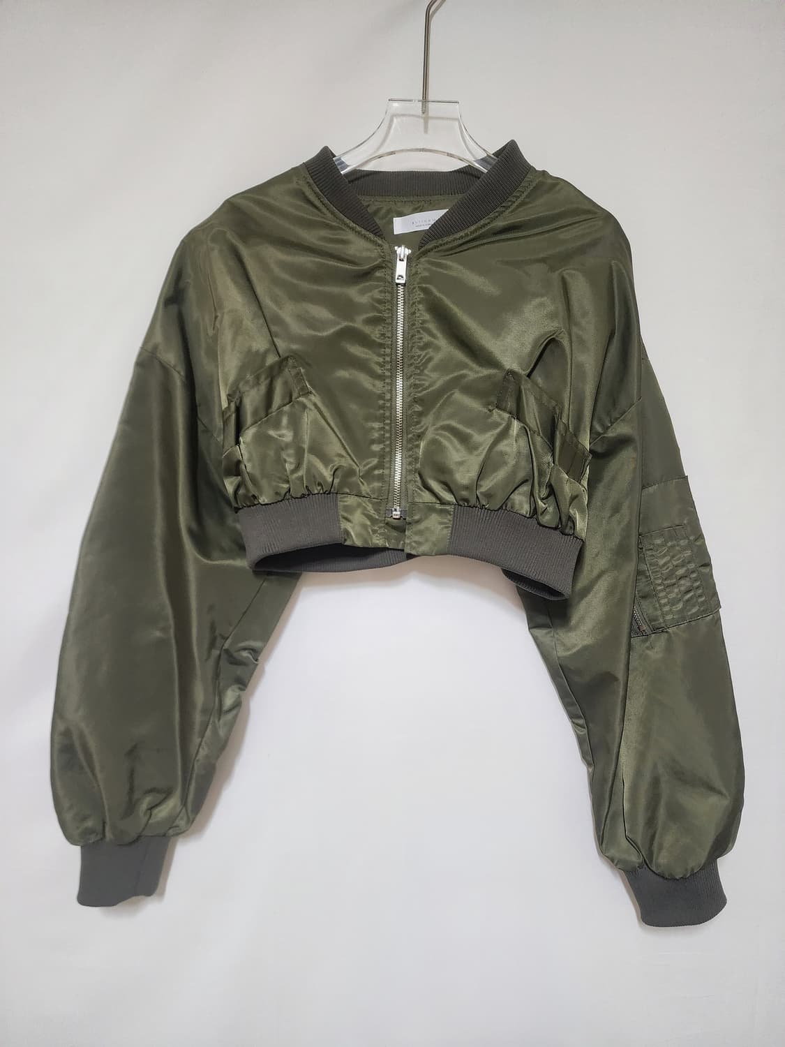 카키 크롭 항공점퍼 상품이미지1