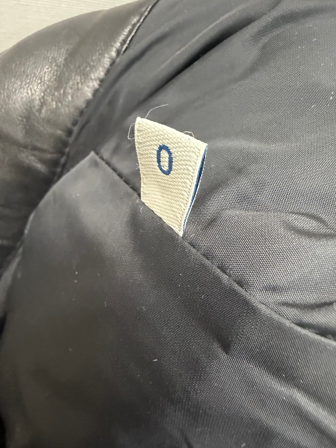 몽클레르 클레마티스 주보토 가죽 다운 패딩자켓 (44)  상품이미지7