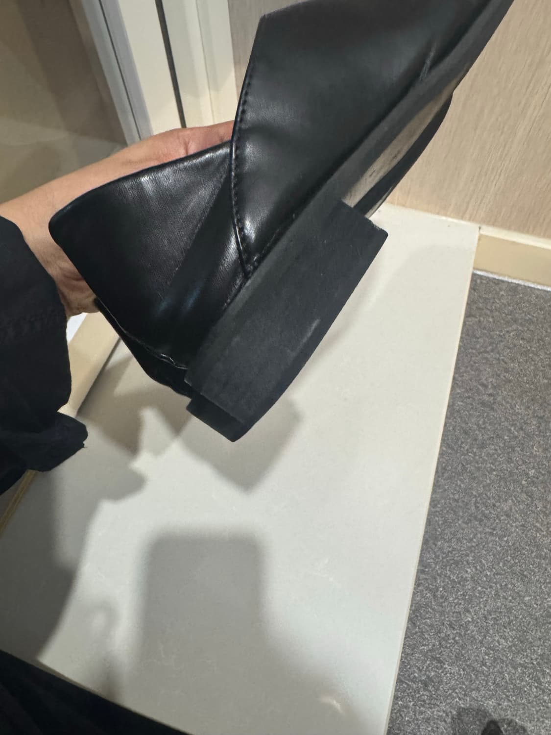 여성 스퀘어 스티치 절개 로퍼 플랫 단화 250 블랙 상품이미지6