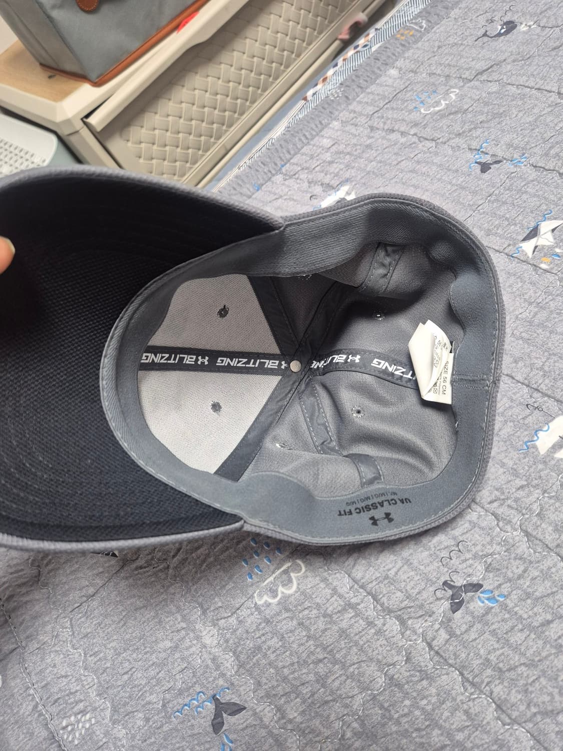 ⭕️최상⭕️언더아머모자 56cm 상품이미지3