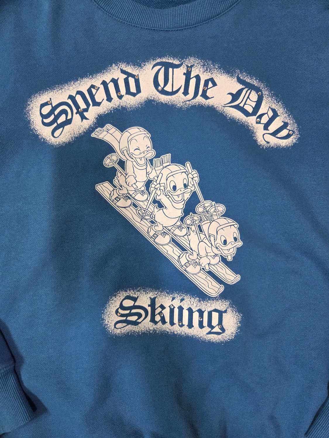 로베 디즈니 콜라보레이션 스카이 블루 맨투맨 상품이미지4