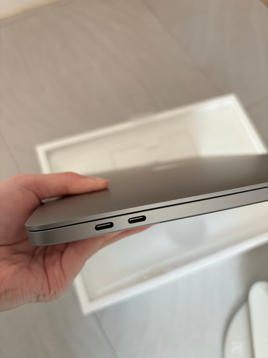 맥북 프로 스페이스 그레이 i9+16GB RAM+1tb+16인치 상품이미지8