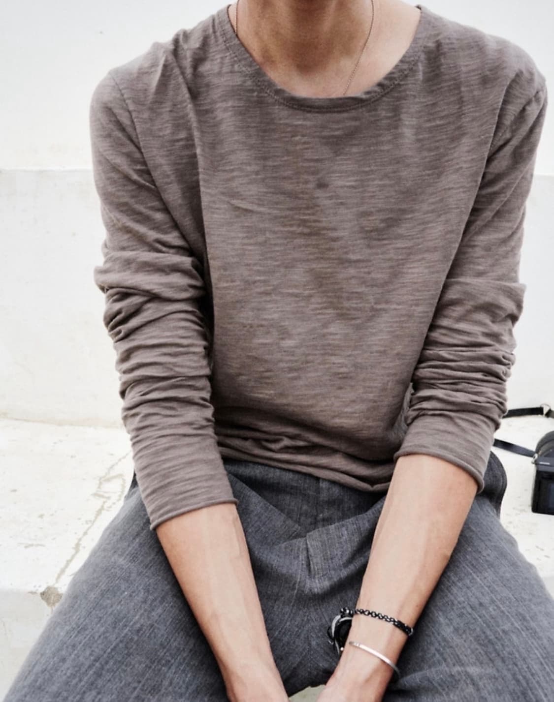 모노프리베 롱슬리브 브라운 1 상품이미지1