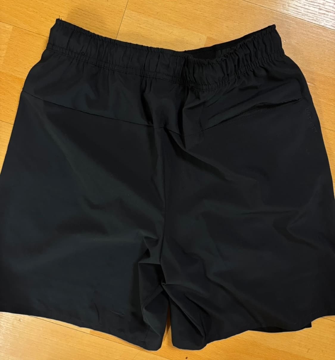 나이키 언리미티드 드라이핏 M사이즈 반바지 상품이미지3