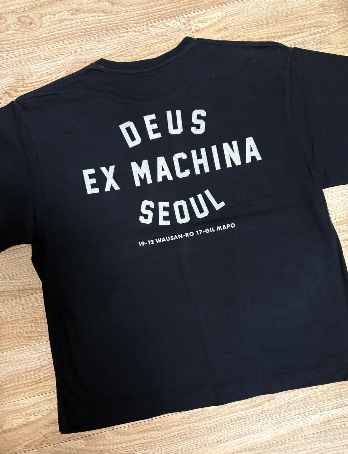 데우스 서울 컬리지 티셔츠 블랙 L 상품이미지4