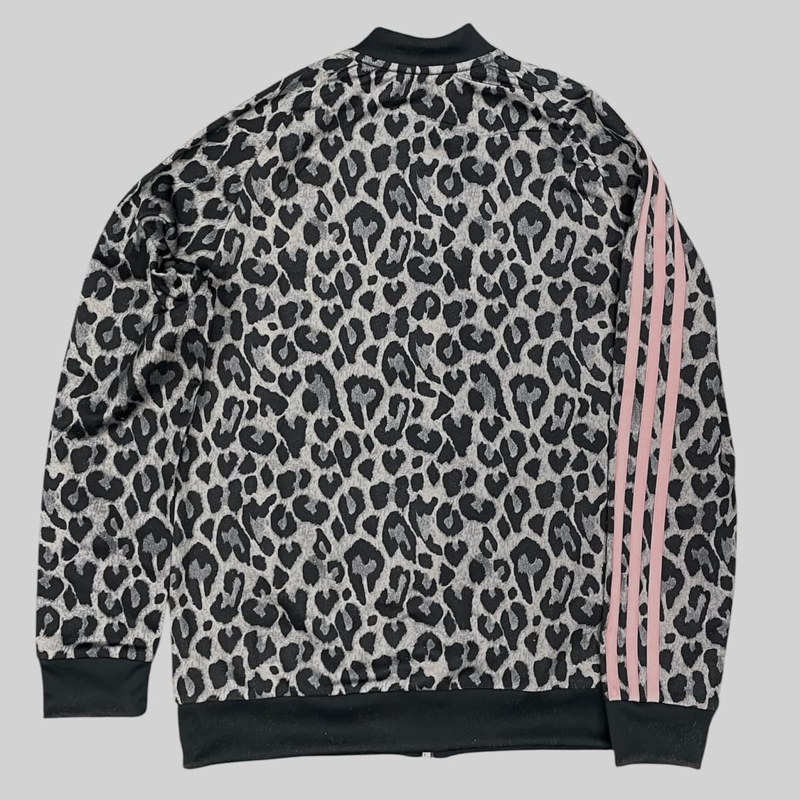 (레어)아디다스 오리지널 레오파드 트랙탑 13-14y 상품이미지3