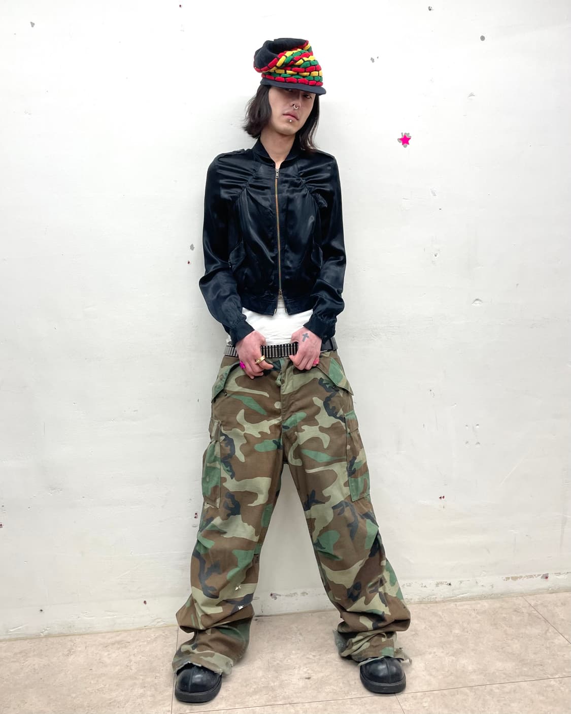 Shirring Glossy Cropped Black Zip-Up  상품이미지6