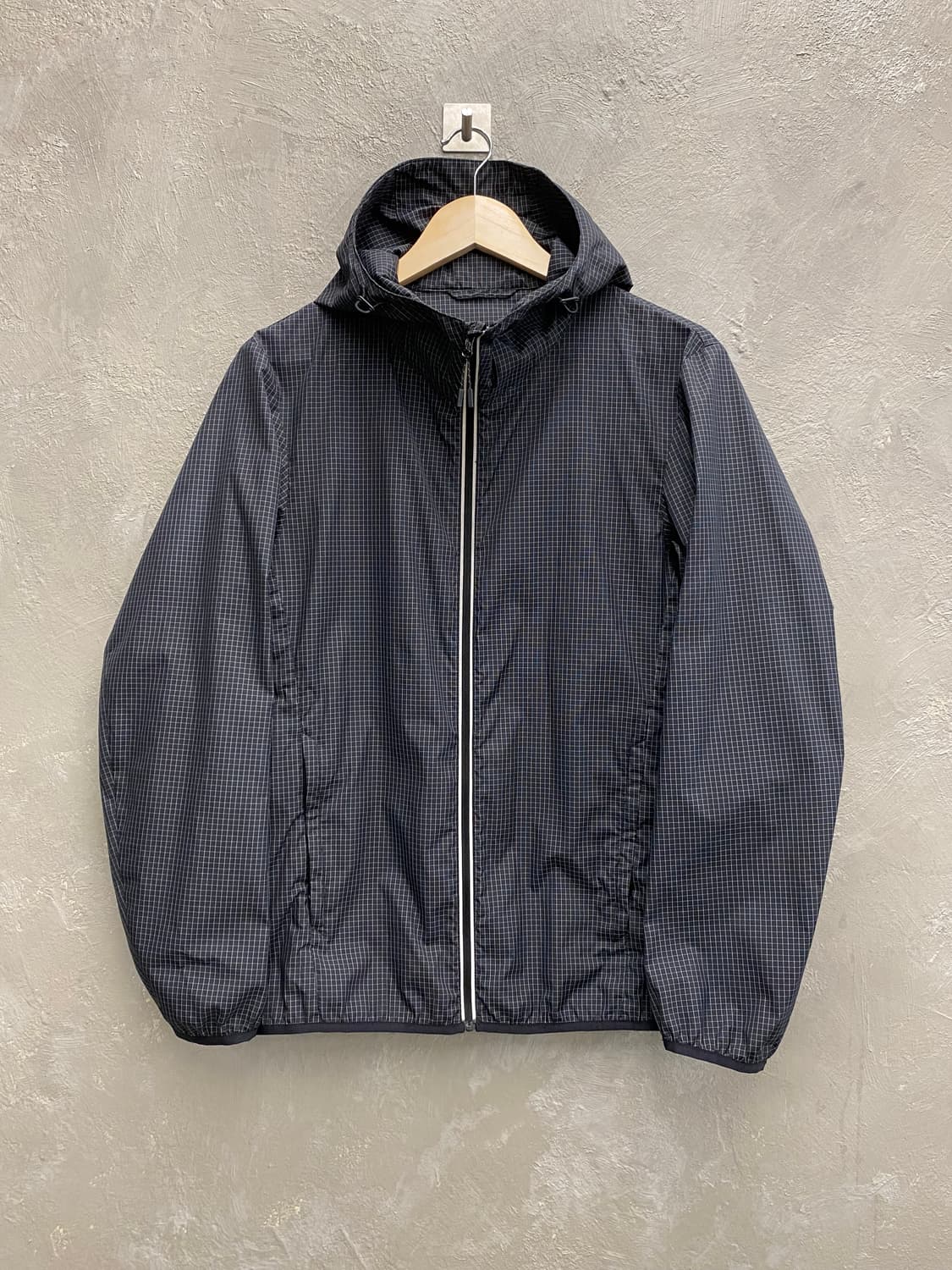 [M] UNIQLO 유니클로 체크 후드 윈드브레이커 상품이미지1