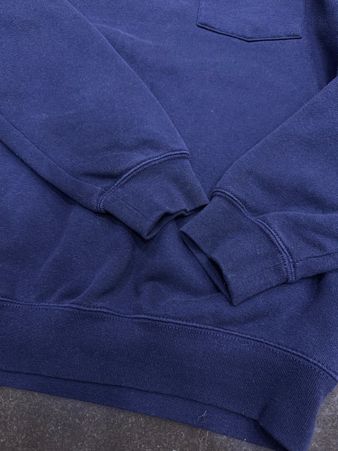 칼하트 포켓 맨투맨 스웻셔츠 약기모 네이비 오리지널핏 S 상품이미지4