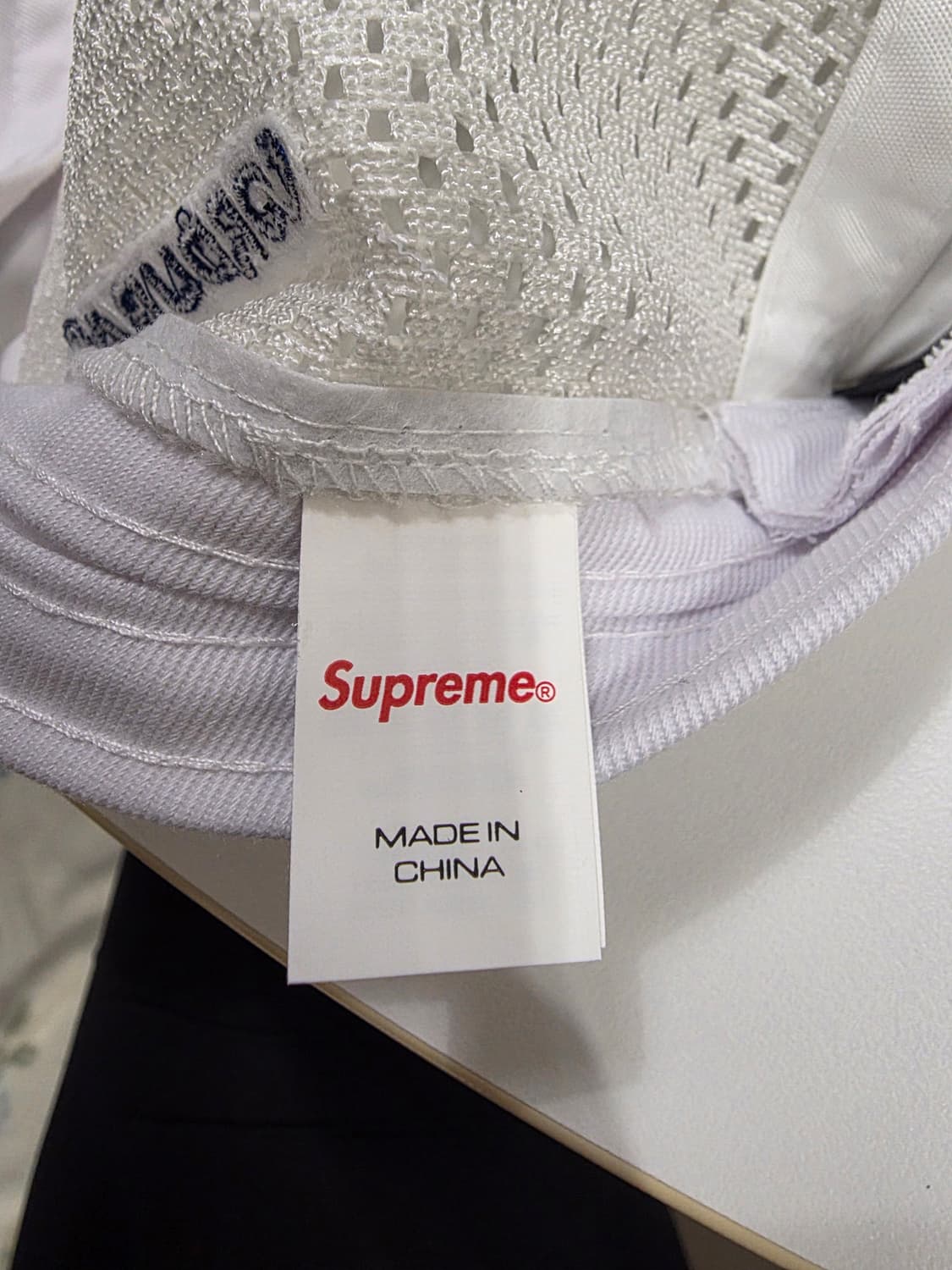 24ss 슈프림 메쉬 사이드 패널 화이트 캠프캡 상품이미지5