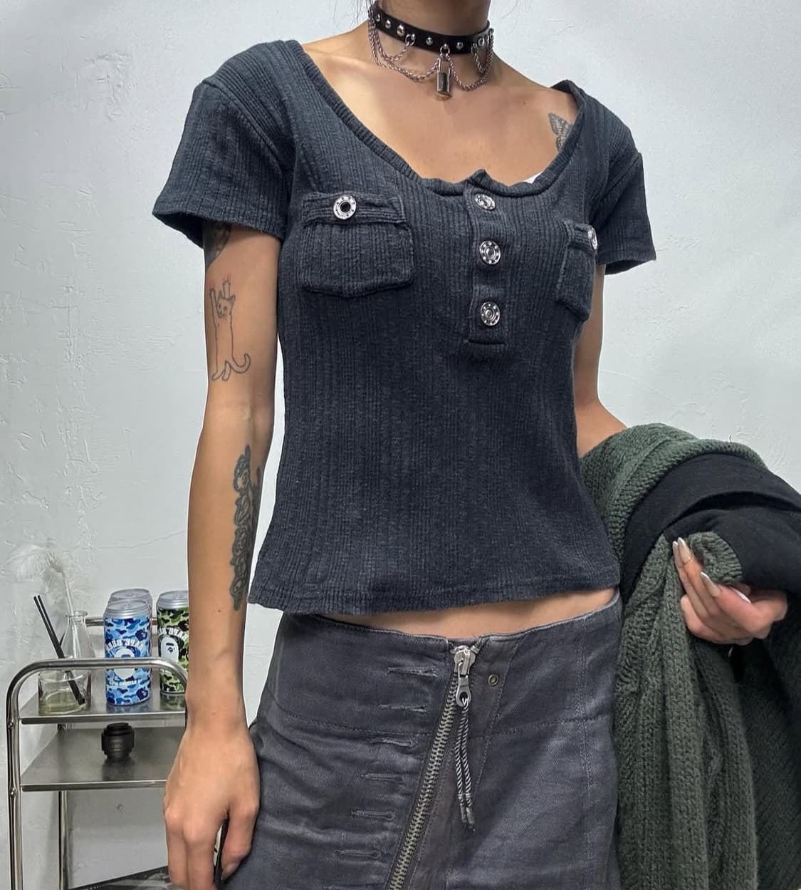 black t-shirt 상품이미지1