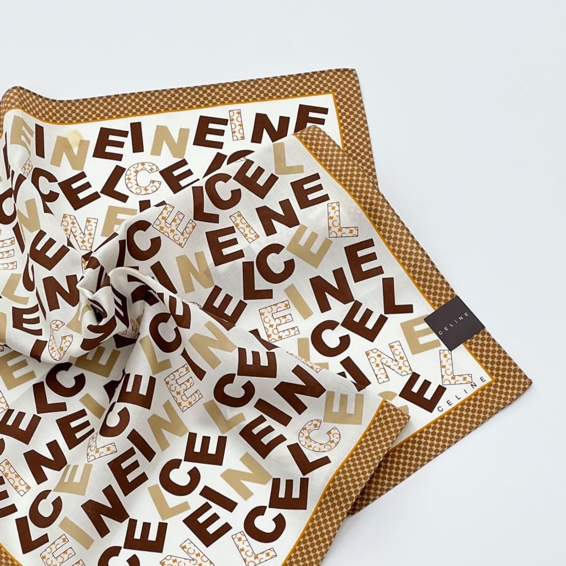 (새상품) celine / 셀린느 쁘띠스카프 손수건 상품이미지1
