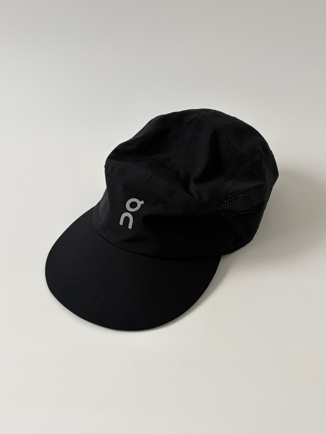 온러닝 퍼포먼스 캡 (블랙) 상품이미지1