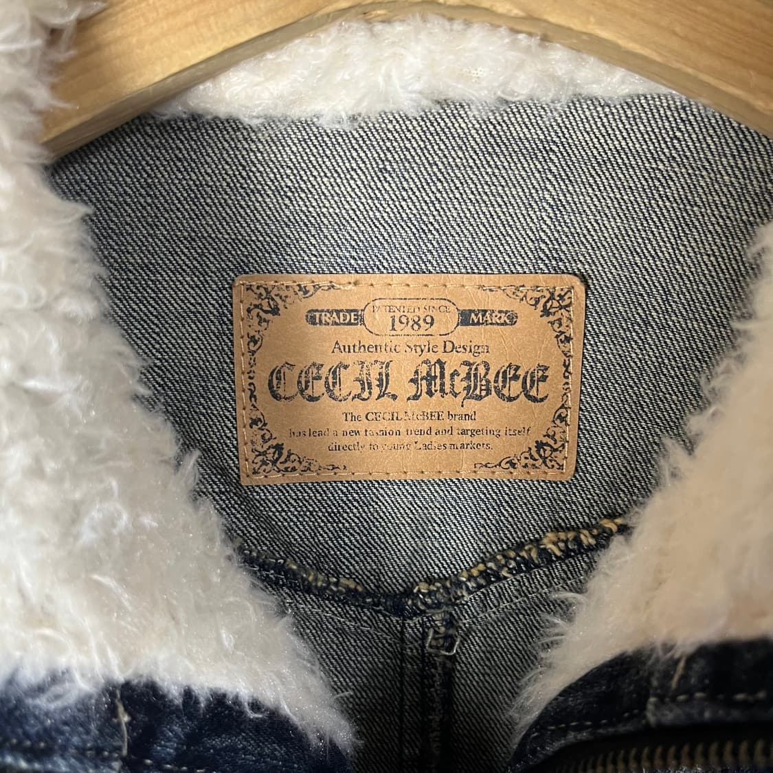 [Cecil McBee] 세실맥비 퍼 트리밍 데님자켓 상품이미지5