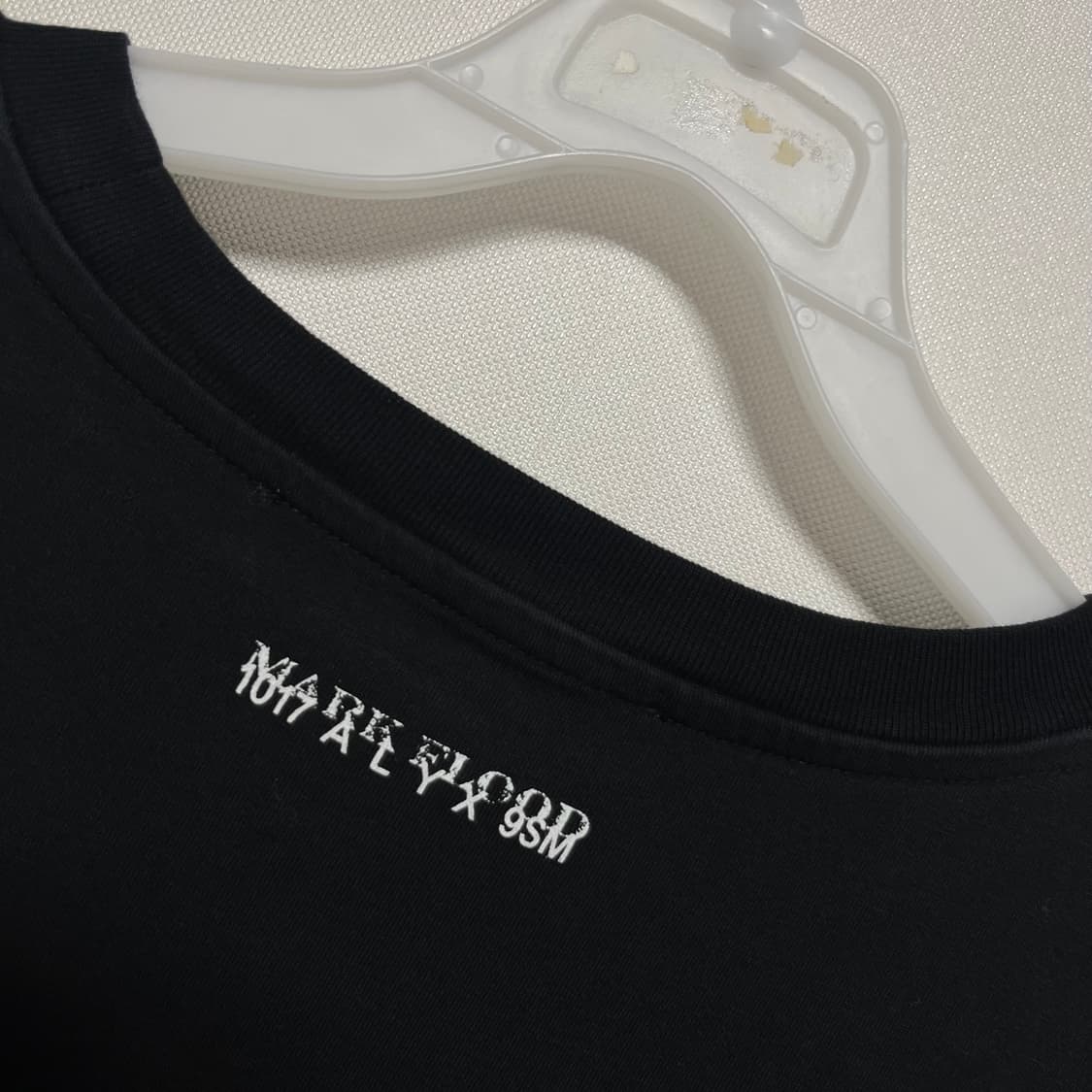 1017 alyx 9sm 반팔 블랙 상품이미지7