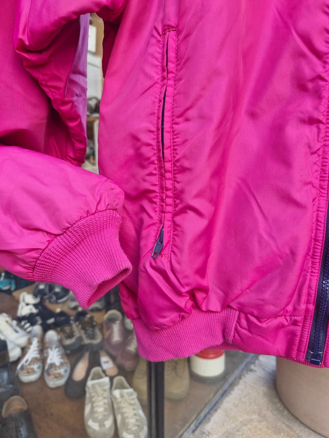 Z-246 파타고니아 쉘드 신칠라 봄버 웜업 자켓  상품이미지4