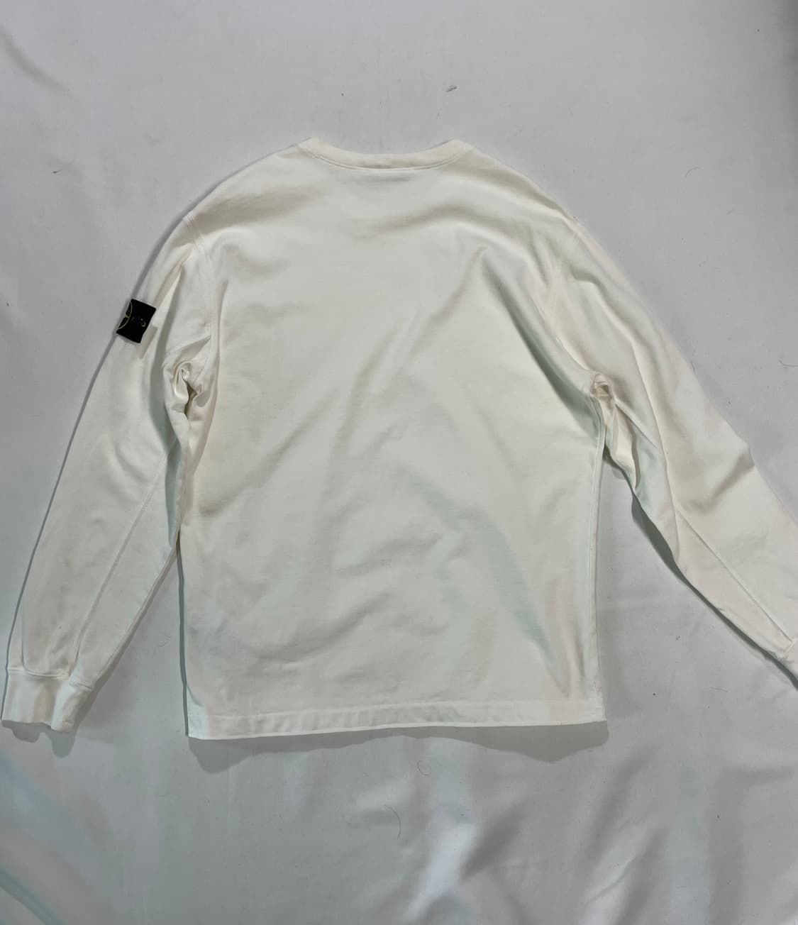 스톤아일랜드 크루넥  롱슬리브 상품이미지2