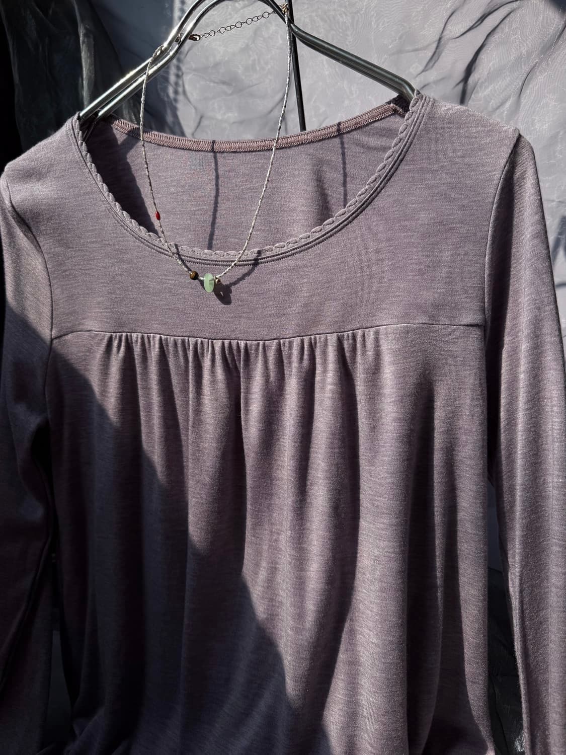 빈티지 라벤더 스티치 셔링 티셔츠 상품이미지2