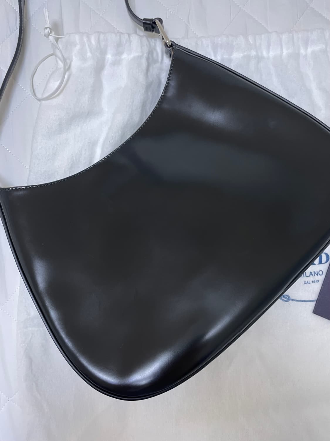 프라다 클레오 호보백 상품이미지2