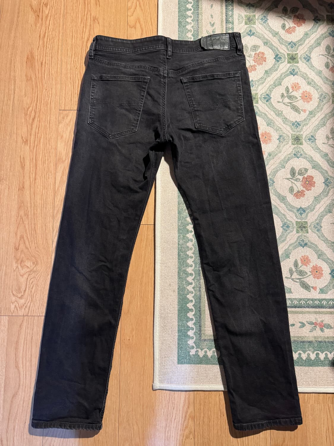 디젤 인더스트리 슬림핏 흑청 데님 상품이미지2