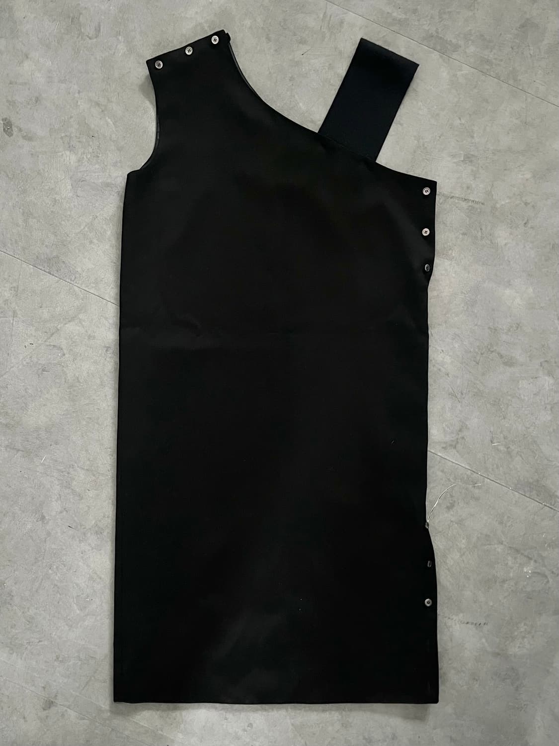 Recto 렉토 블랙 울 슬리브리스 원피스 상품이미지1