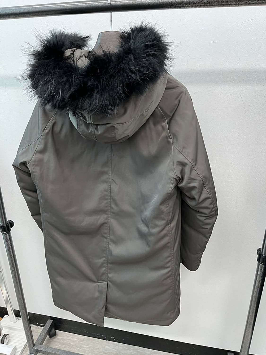 100) 빈폴 블랙퍼 BX-2 다운파카  상품이미지5