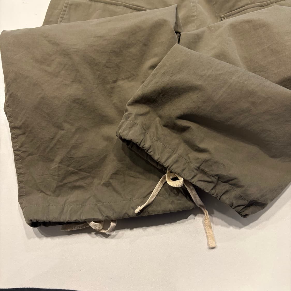 [L] 트루릴리젼 밀 그레네이드 와이드 팬츠 올리브 C581 상품이미지6