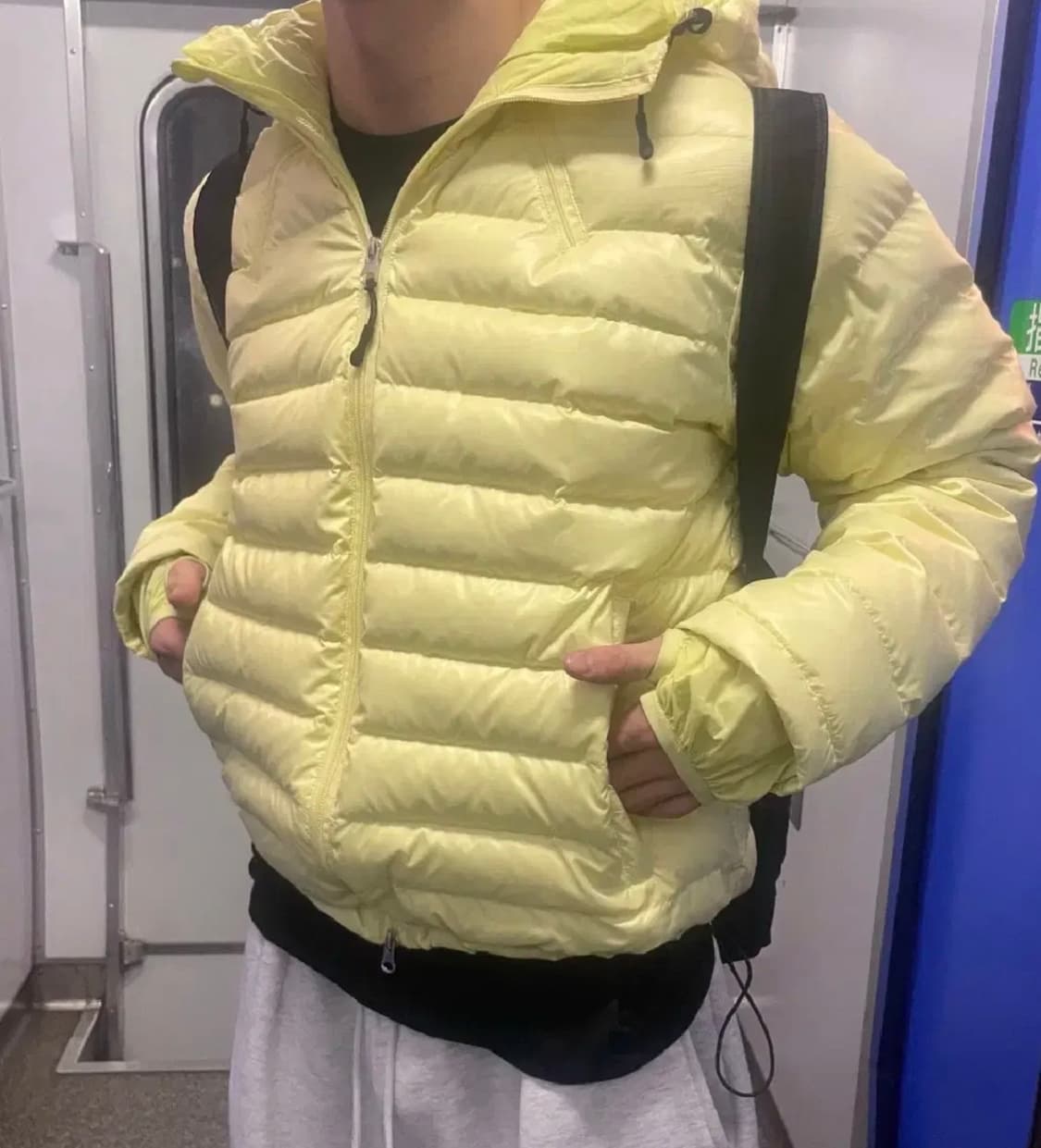 왓츠더유즈 경량패딩 자켓 라임 옐로우 상품이미지4