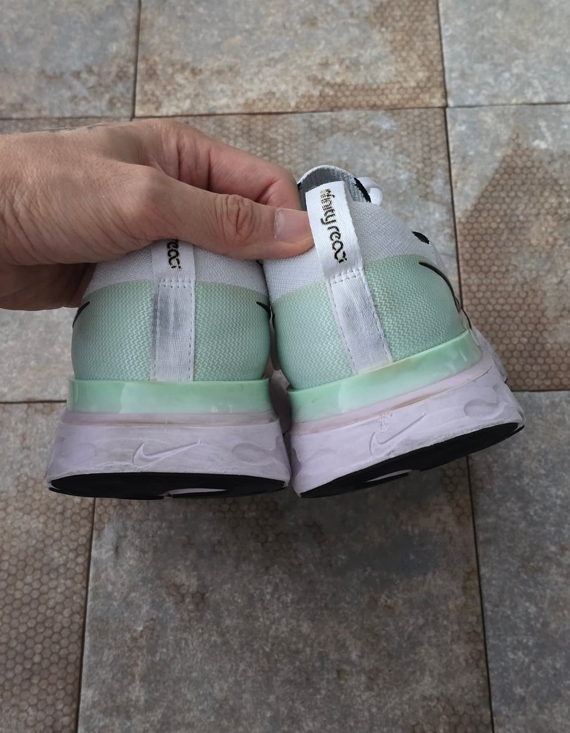 (250)나이키 리액트 인피니티 런 플라이니트 상품이미지8