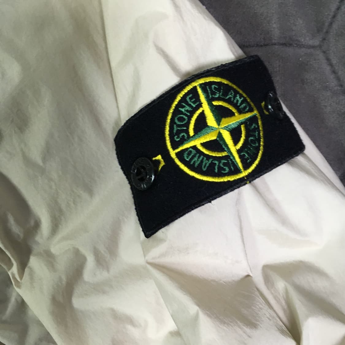 20fw 스톤아일랜드 크링클랩스 셔츠자켓 상품이미지2