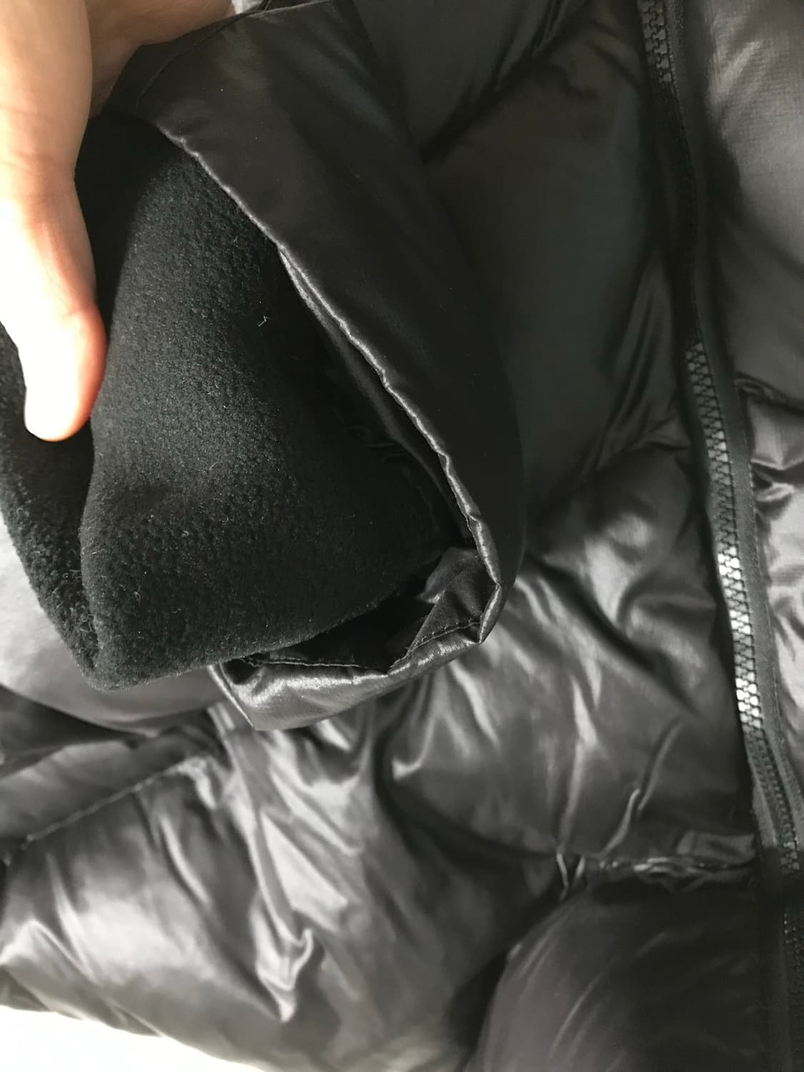 빈티지 덕다운 유광 숏패딩 상품이미지4