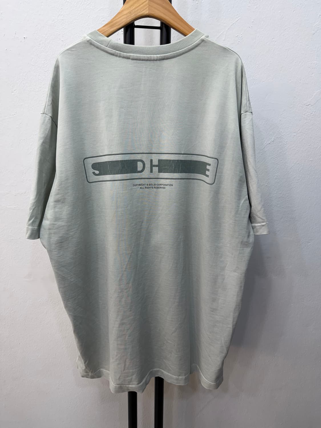 정품) 솔리드옴므 24ss 백로고 반팔 티셔츠 48 상품이미지5