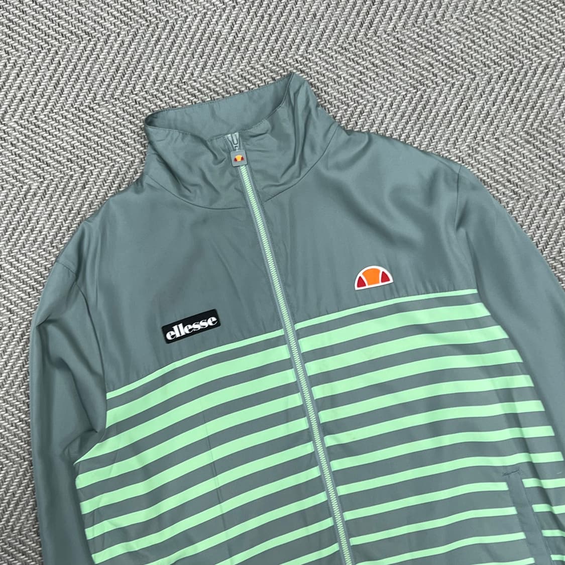 엘레쎄 스트라이프 웜업 v0727 상품이미지3