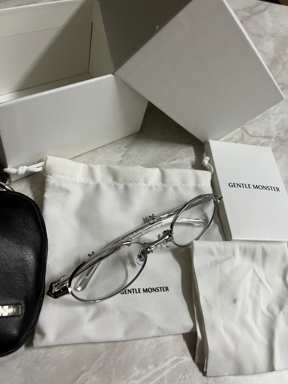 젠틀몬스터 피코 02 실버 클리어  상품이미지4