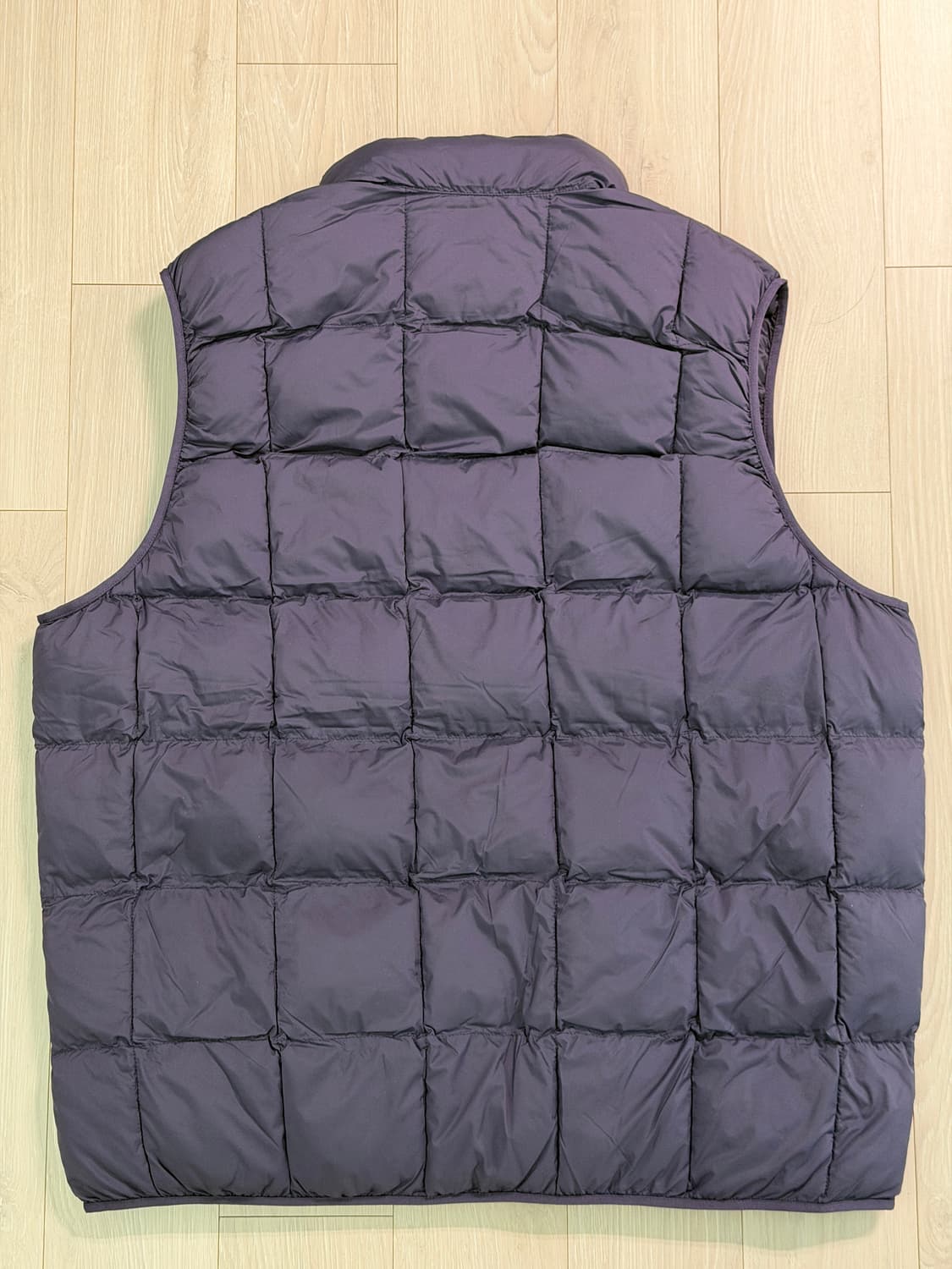 유니클로 퍼프테크 베스트 XL 보라색 새상품 상품이미지2