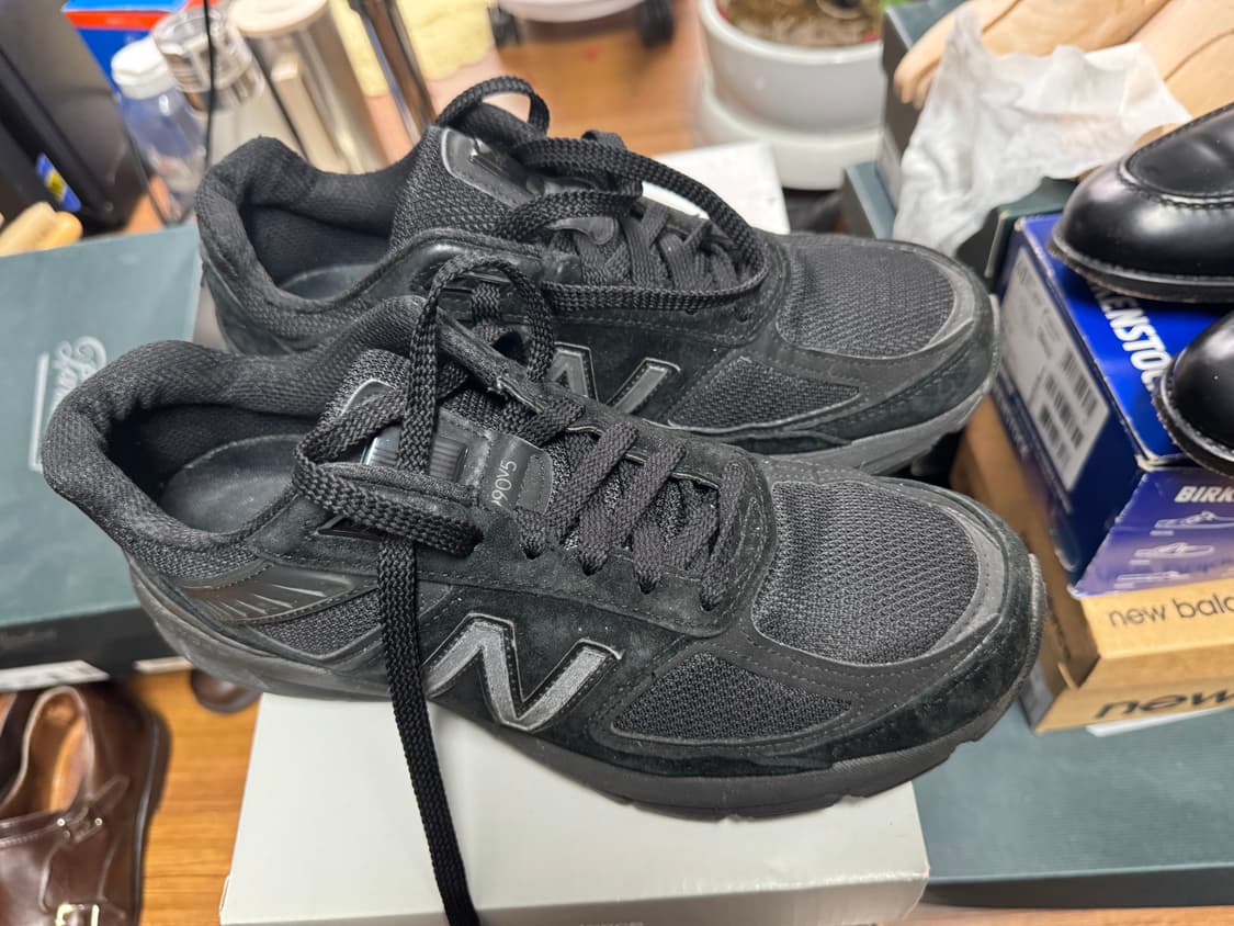 뉴발란스 990v5 트리플블랙 270   상품이미지1