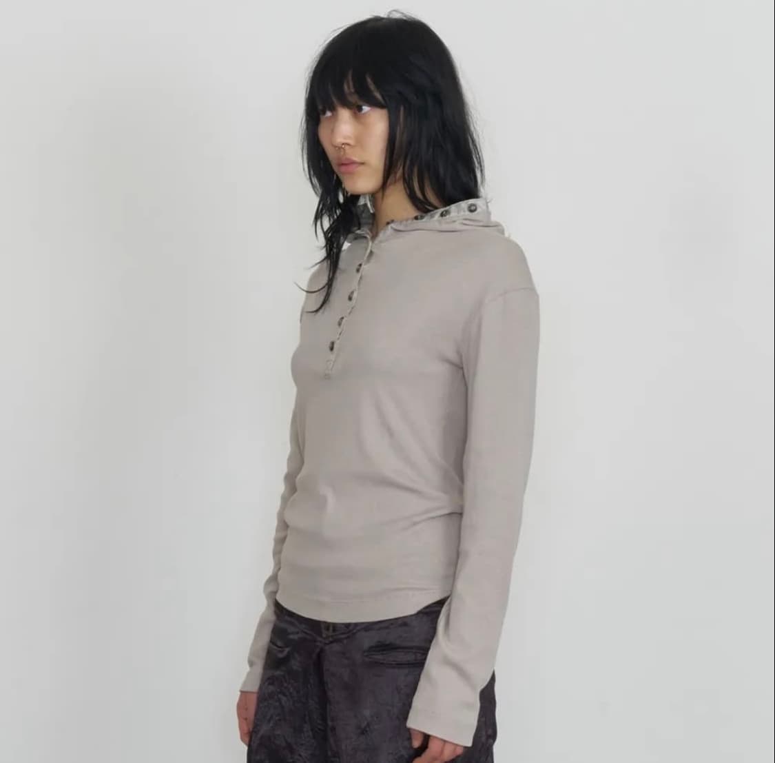 오들리워크샵 hooded henley tee 상품이미지2