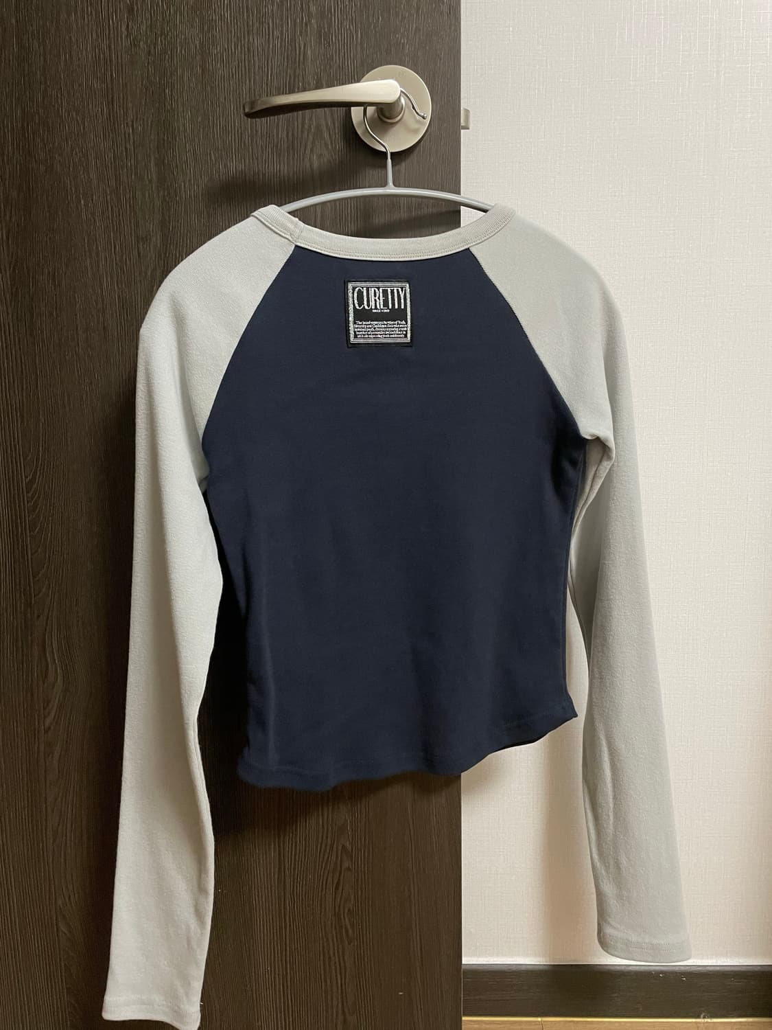 큐리티 C RAGLAN LONG SLEEVE T-SHIRT_NAVY 상품이미지8