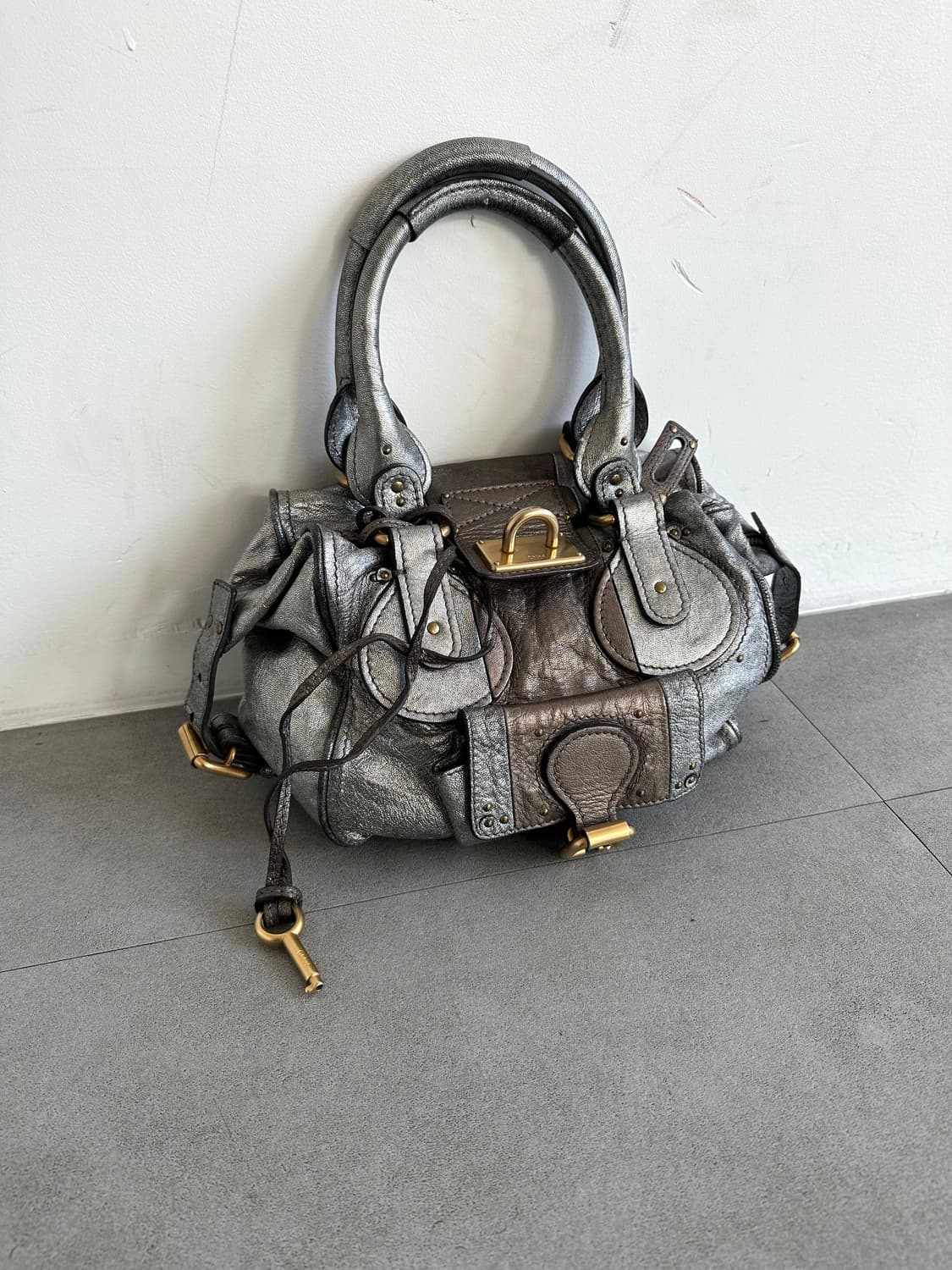 끌로에 패딩턴 실버 숄더백 상품이미지1